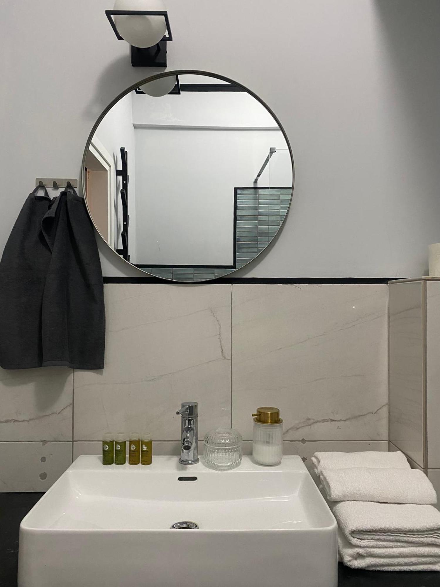 5 Rooms 雅典 外观 照片
